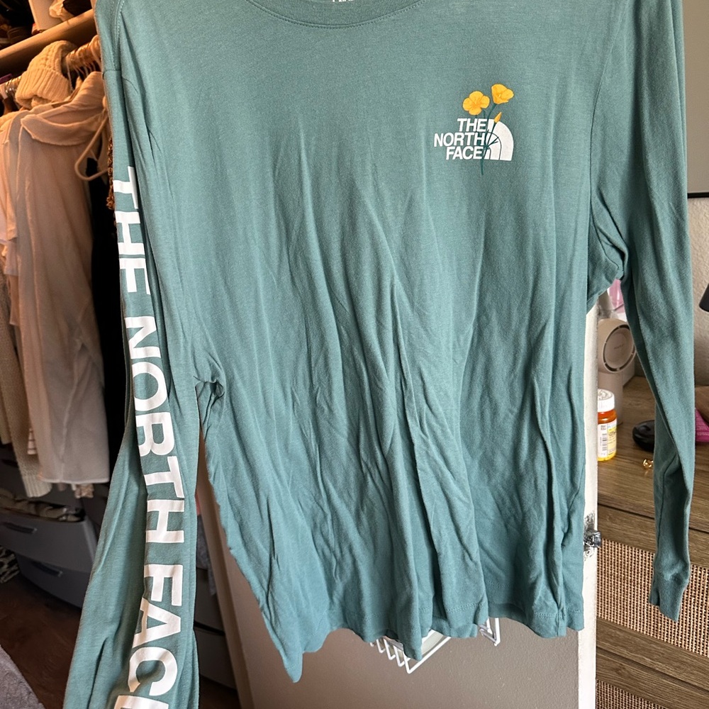 The North Face Teal Women's Long Sleeve